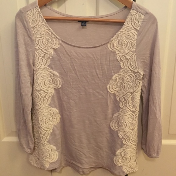 American Eagle Outfitters Shirt - Picture 1 of 6